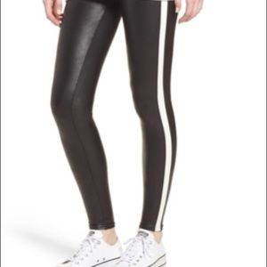 Side Stripe Faux Leather Leggings
SPANX® Size M